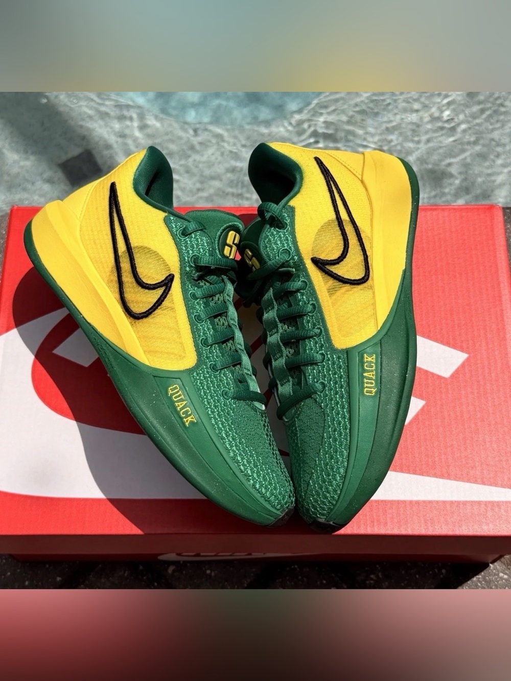 WMNS NIKE SABRINA 1  OREGON (FQ3381 300) SIZE 5.5